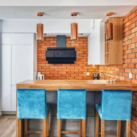 Appartement Close-golden - Cozy And Bright - Great Location &swietej Barbary