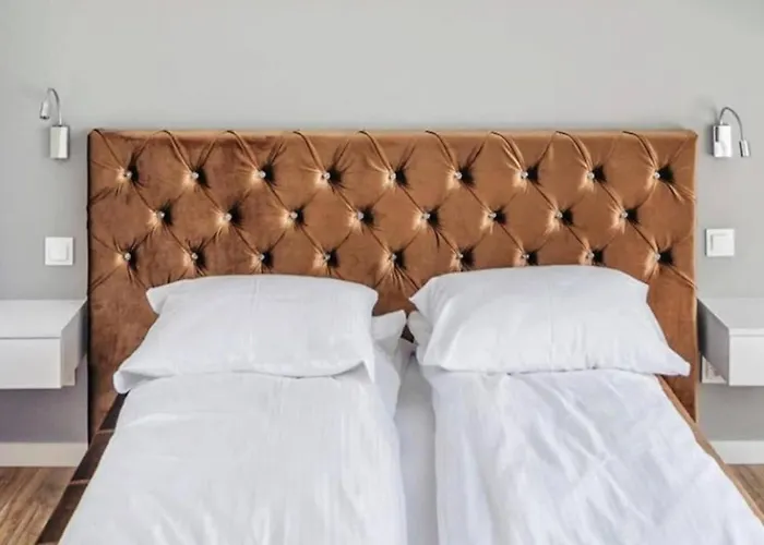 Close-golden - Cozy And Bright - Great Location &swietej Barbary Apartman *